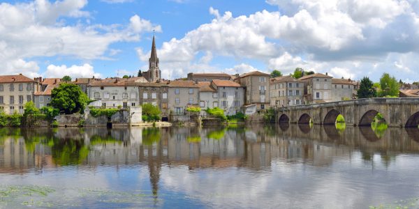 Confolens y la limusina Charente