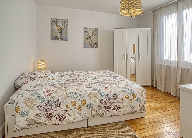 BnB Chez Lambert – Spacieux havre chic à Angoulême