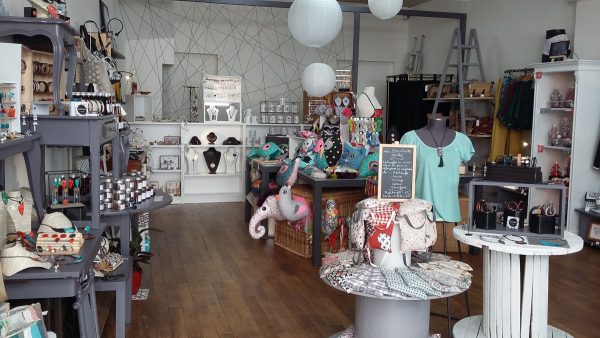 Les artisans et commerces