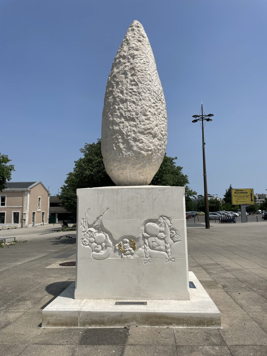Menhir gare Angoulême