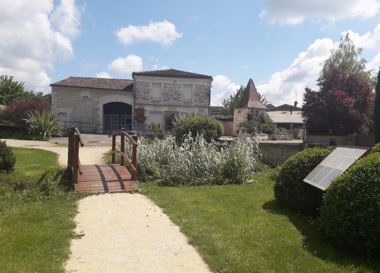 Les Jardins de la Fontaine à Mornac