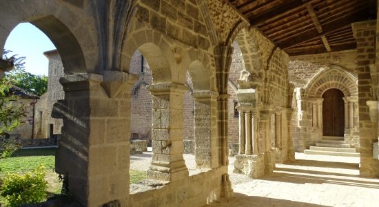 Abbaye de Saint Amant de Boixe
