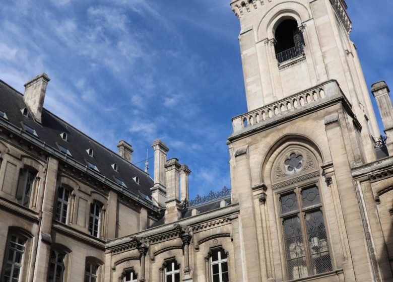 Visite guidée – Cœur de ville et cathédrale Saint-Pierre