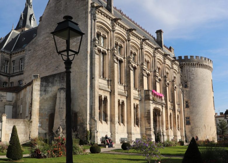 Visite guidée – Cœur de ville et cathédrale Saint-Pierre