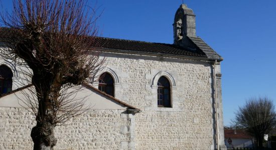 La promenade des portails charentais de Vénat