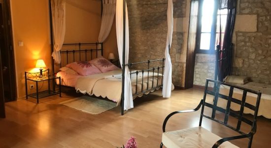 Chambre d’hôtes – Domaine de Beauséjour -6 pers