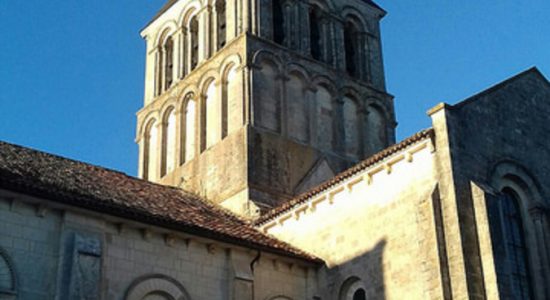 Abbaye de Saint Amant de Boixe