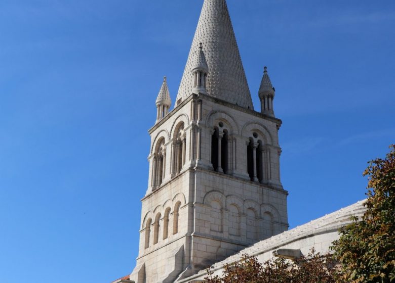 Eglise Saint-Cybard de Roullet St-Estèphe
