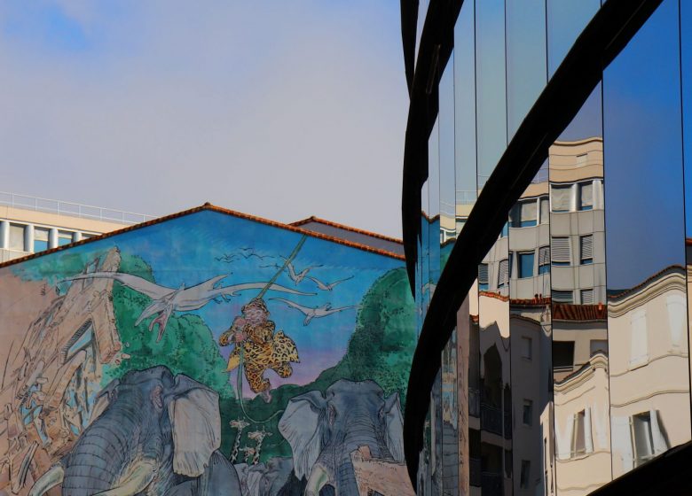 Mur peint « Chassez le Naturel »