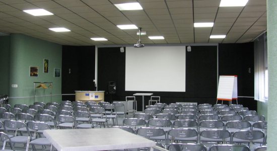 Location de salle L’Amandier – Salle Conférence