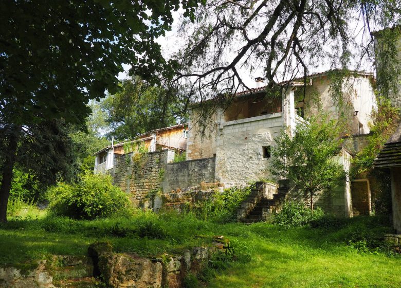 Le Hameau de la Brousse
