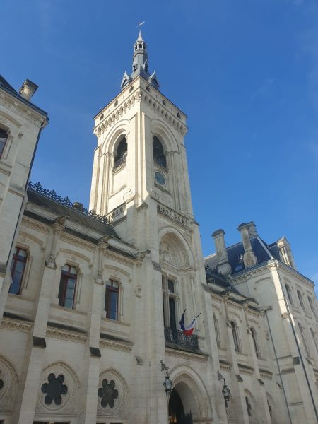 Visite guidée – L’hôtel de ville et les tours de l’ancien château comtal