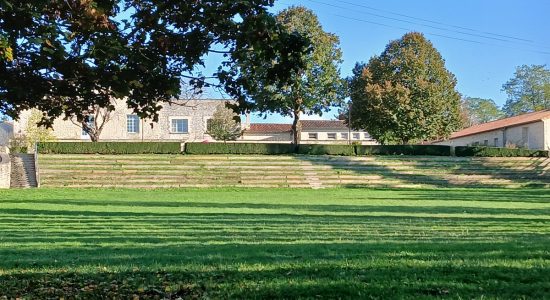 Aire de camping cars « La Fontaine »