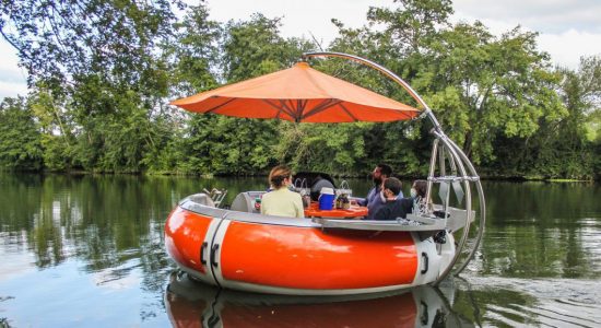 Balades à bord d’un bateau BBQ Benèze