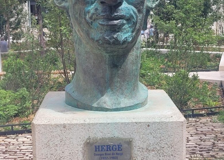 Buste Hergé