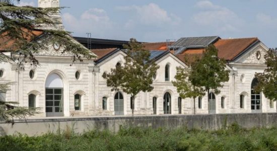 Visite dansée impromptue du Musée de la Bande Dessinée