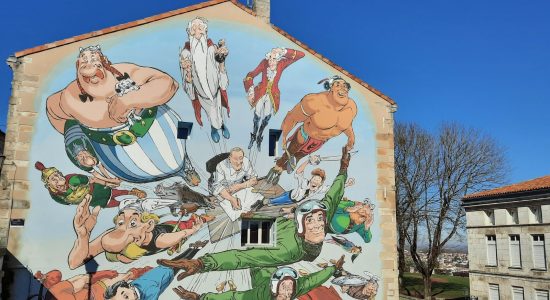 Visite express – Mur peint « Le cosmos d&rsquo;Uderzo »