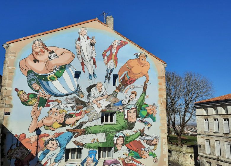 Visite express – Mur peint « Le cosmos d&rsquo;Uderzo »