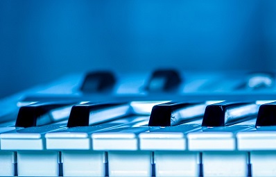 L’Alpha M… Le piano