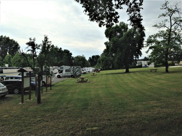 Roullet -Saint-Estèphe motorhome service area