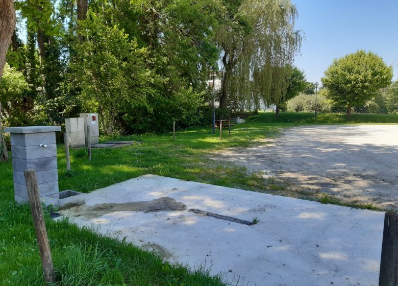 Aire de services camping-cars Torsac