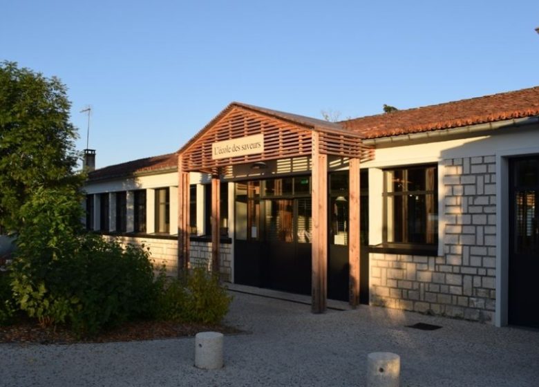 Aire de service camping-cars Dirac