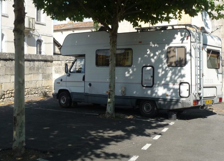 Aire de services camping-cars Nersac