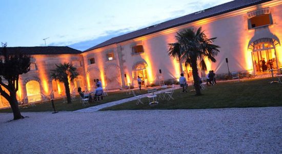 Visite Meukow Cognac