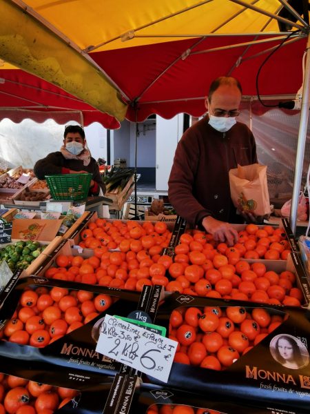 Marché de Ruelle Sur Touvre