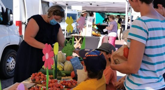 Marché de Ruelle Sur Touvre